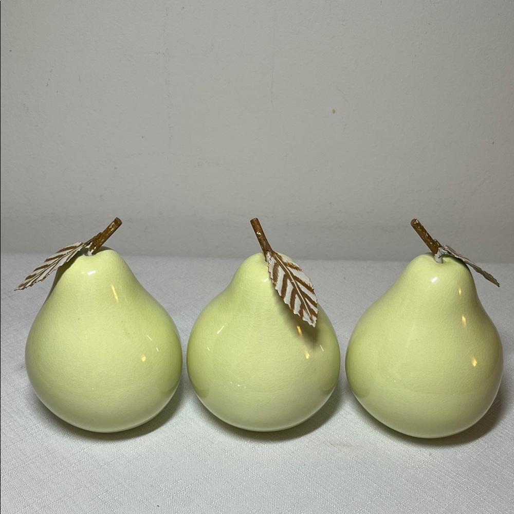 Ceramic Pear Decor. Set of Three. Kitchen. Decor. Metal leaves.